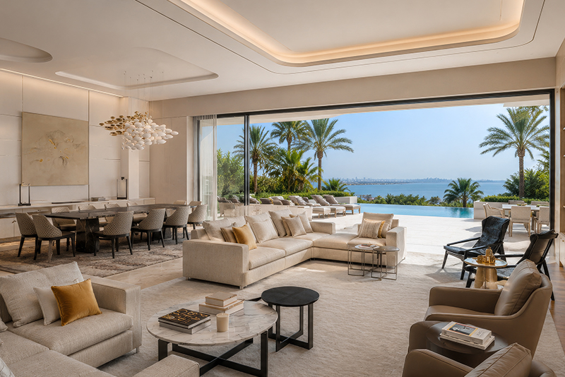 Landscape Design as a Tool that Reinterprets Luxury Villas of Dubai for Resort Living